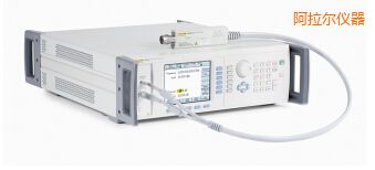 ������Low Phase Noise Reference Source